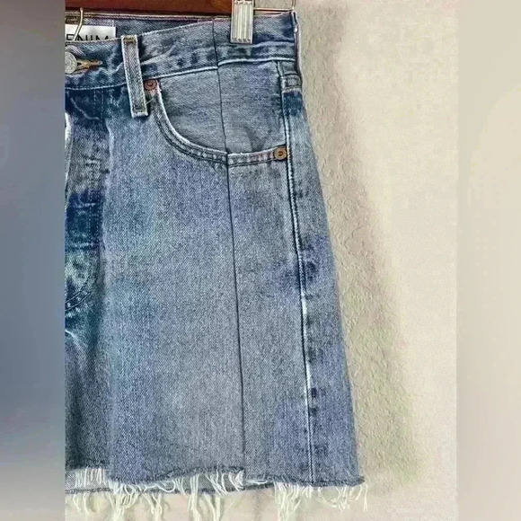 EB Denim Mini Skirt Light Wash Reclaimed Levi's Women's XS - Picture 4 of 13